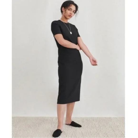 Jenni Kayne Plume Short Sleeve Midi Dress in Black - Picture 2 of 9